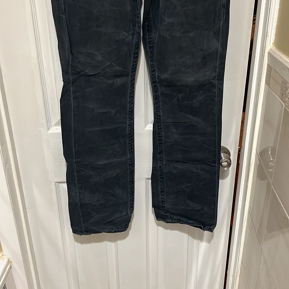 True Religion Men’s dark Blue “suede” Jeans - Picture 2 of 6